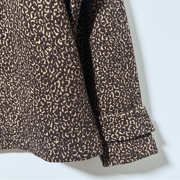 Ann Taylor Brown Animal Print Jacquard Button Cuff Top Women’s Size Small NWT - Picture 9 of 14